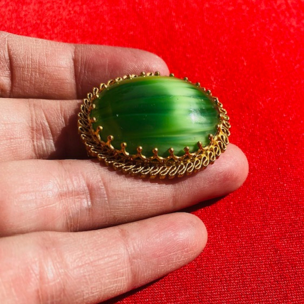 Vintage Austria Green Agate Gold  Brooch Pin